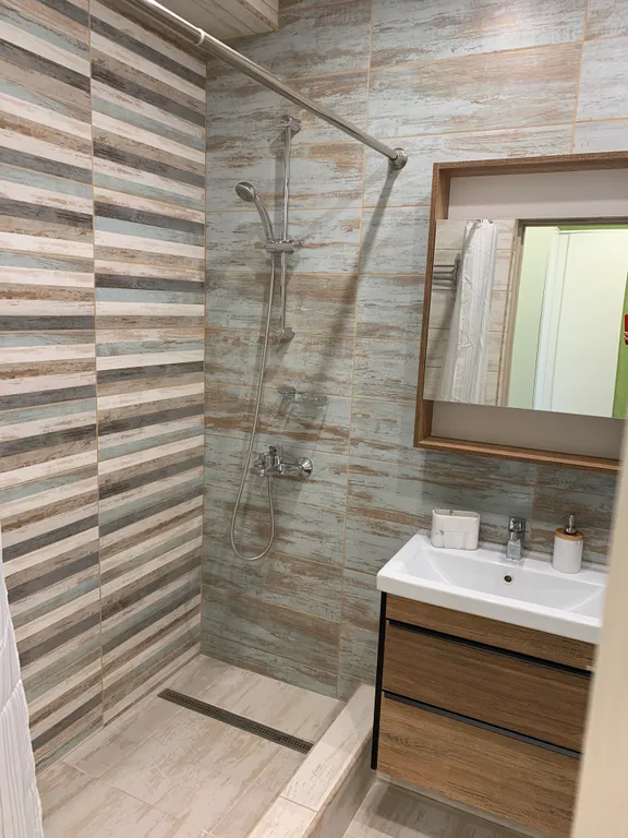 Уютная дизайнерская квартира в Гаграх