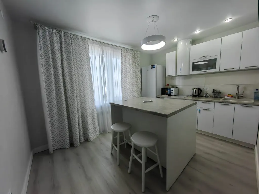 Апартаменты с видом на Амур