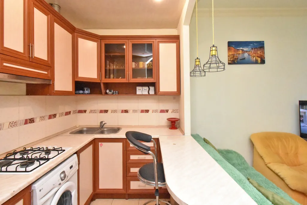 Квартира у площади Республики