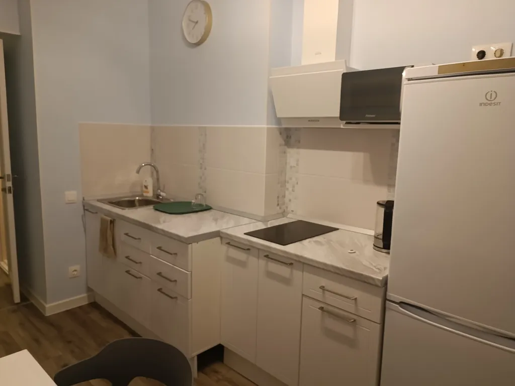 Большая современная 1-комнатная квартира