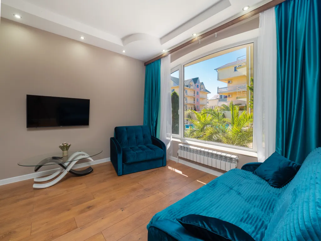 Квартира Квартира Уютная студия у моря с теплым бассейном — Сириус