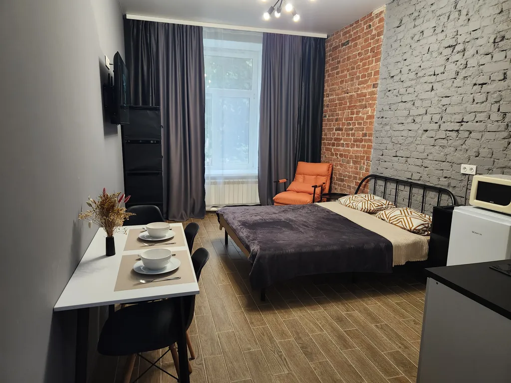 Квартира Студия в стиле лофт в историческом здании — аренда посуточно в Воронеж