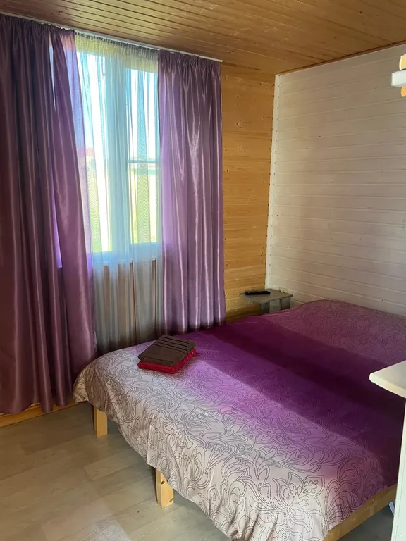 Дом с баней на берегу озера