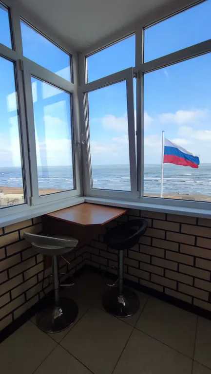 Квартира с евро-ремонтом и видом на море