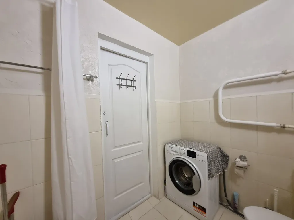 Уютнaя 1-кoмнатнaя квартира рядом с больницей и авто, жд вокзалом