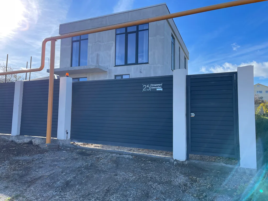 Коттедж Таунхаус с отдельным входом и парковкой — Севастополь