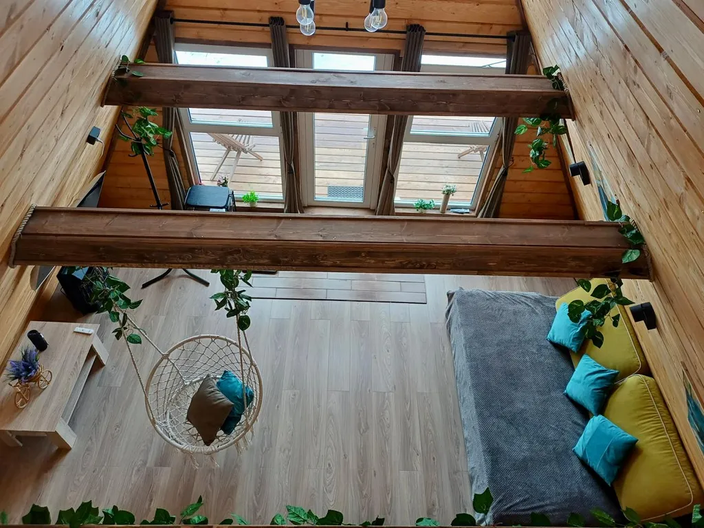 Треугольный дом шале