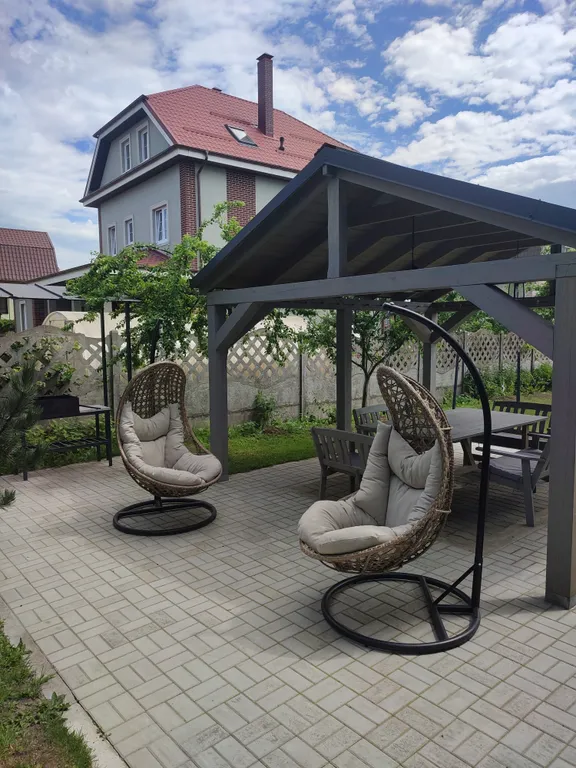 Коттедж Дом с камином, красивой беседкой  большой территорией недалеко от моря — аренда посуточно в Зеленоградск