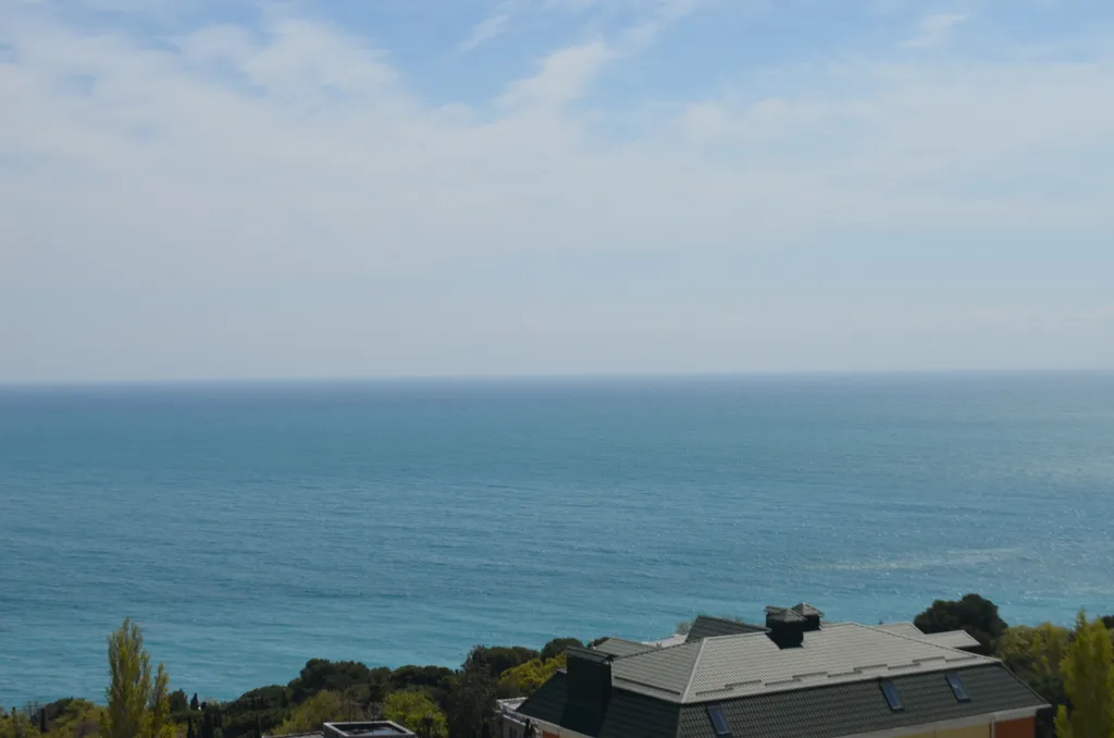 Стильная квартира студия с шикарным видом на море в Мисхоре