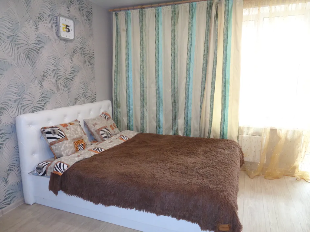 Уютная квартира — аренда посуточно в Тобольск