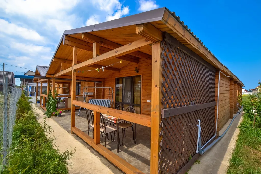 Коттедж Коттедж с террасой у моря — Кучугуры