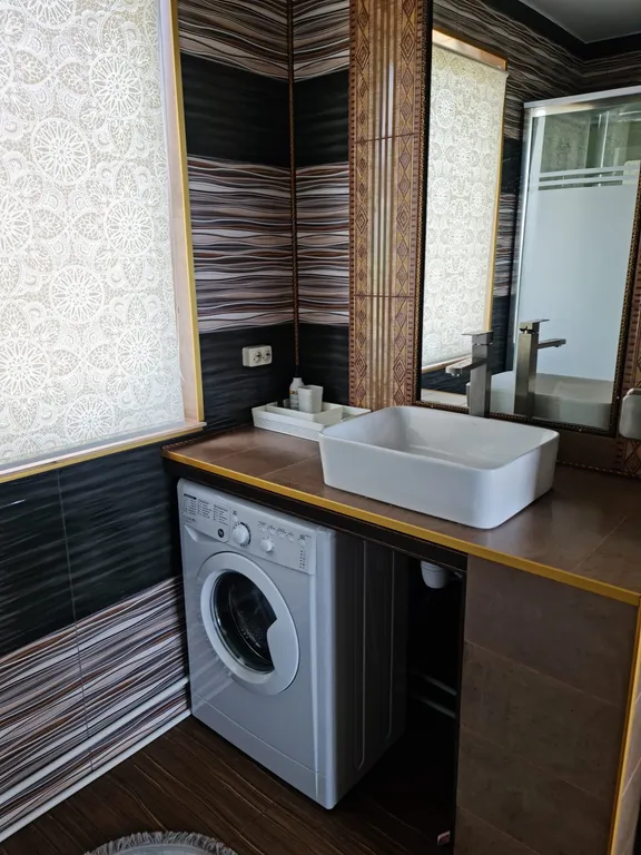 Дом Бархатная 2