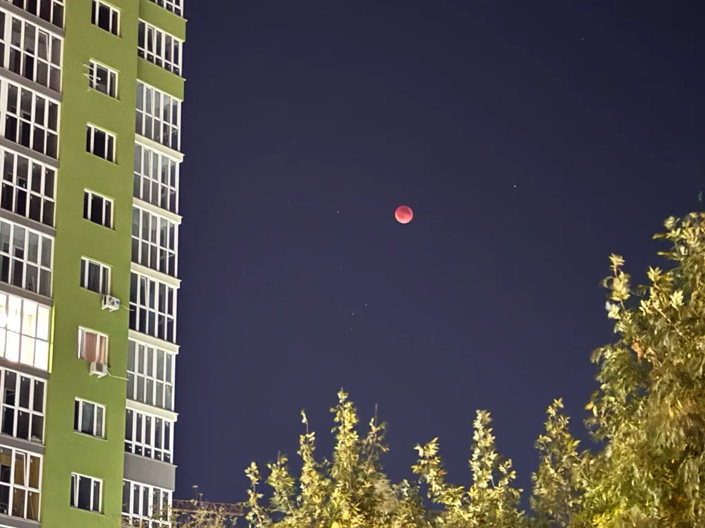 Дизайнерская евро двушка на 17 этаже с панорамным остеклением и видом на город