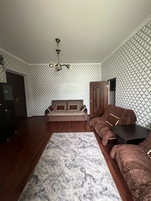 2-комнатная квартира в центре Турбазы, рядом с МВО