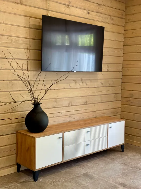 Дом с бассейном