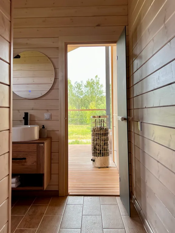 Побег из города, дом с сауной и камином