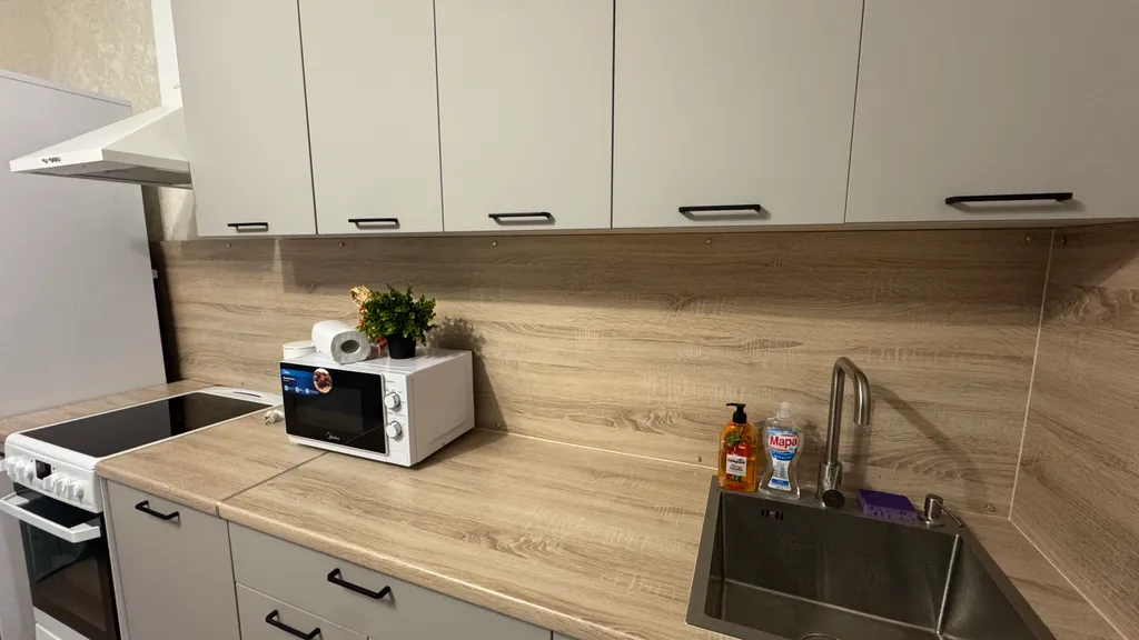 Квартира около вокзала и метро Грушевка