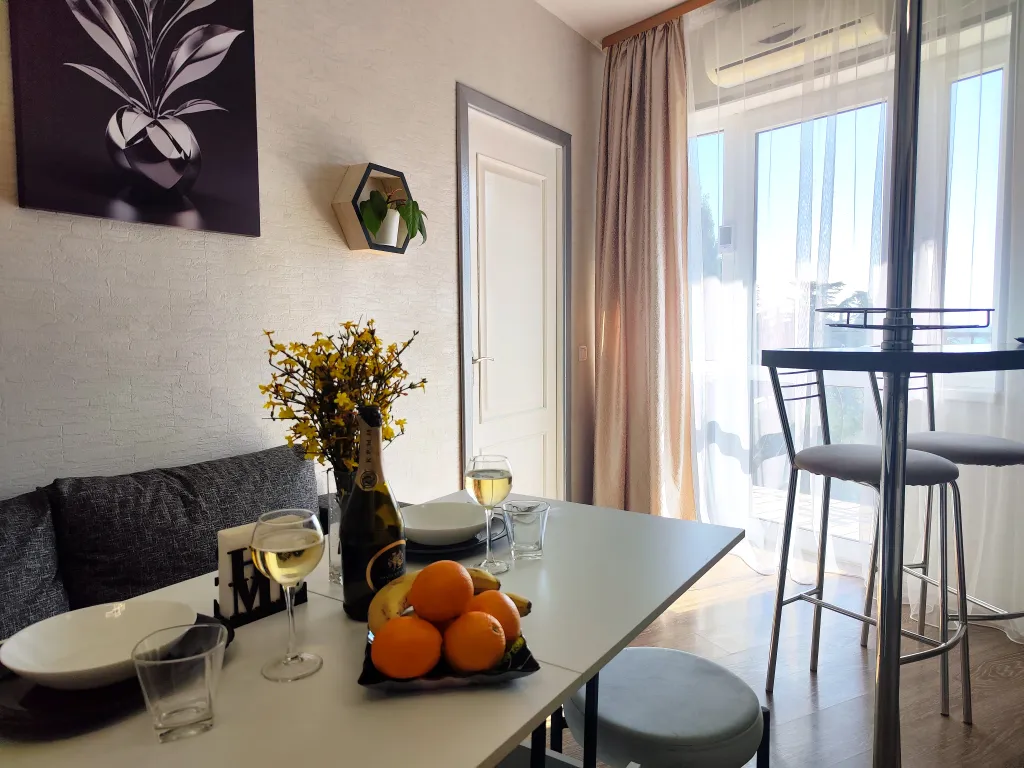 Премиум двушка с террасой на 1 линии