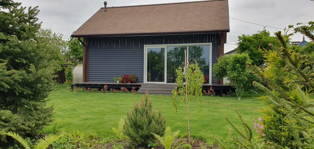 Коттедж FLIGELMUZ (Загородный Музыкальный Флигель). — Северская