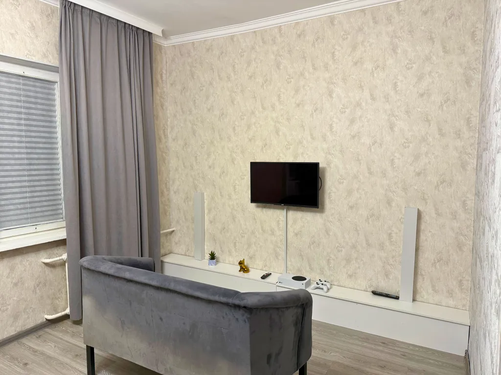 Уютная рядом тц и метро