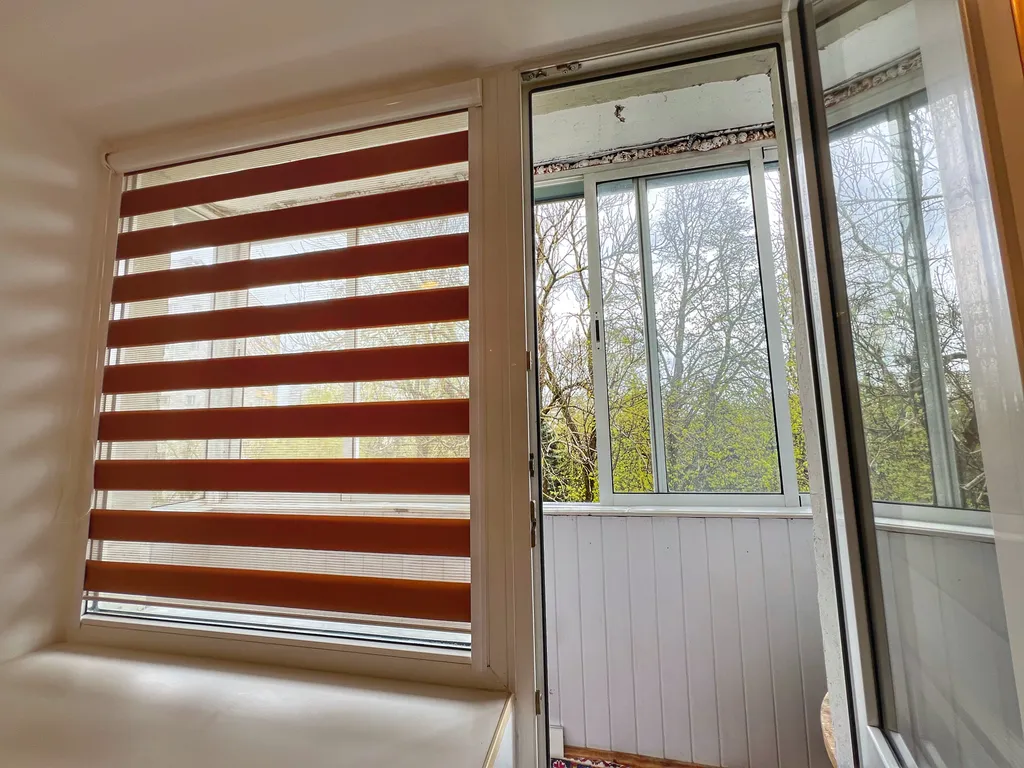 Фрунзенская, Стелла