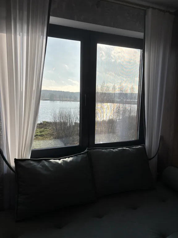 Семейный номер с видом на залив