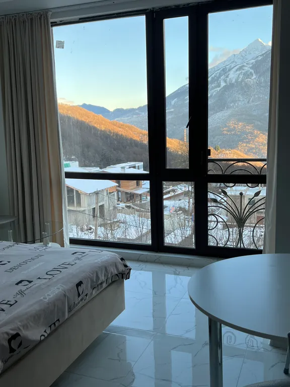 Апартаменты с видом на горы