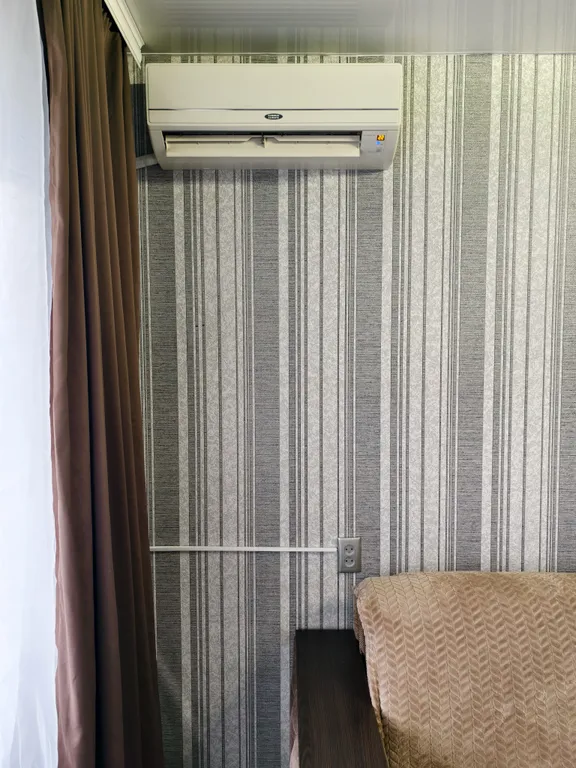 Новая 2-ух-комнатная квартира с хорошим расположением