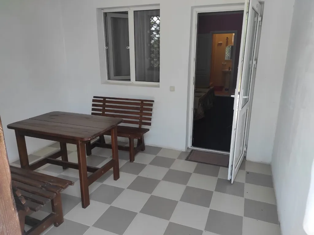 Двухместный номер (6) с отдельным входом и верандой