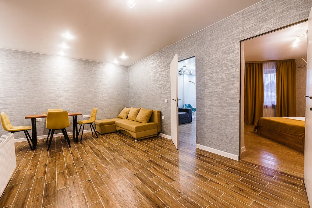 Стильные двухкомнатные апартаменты