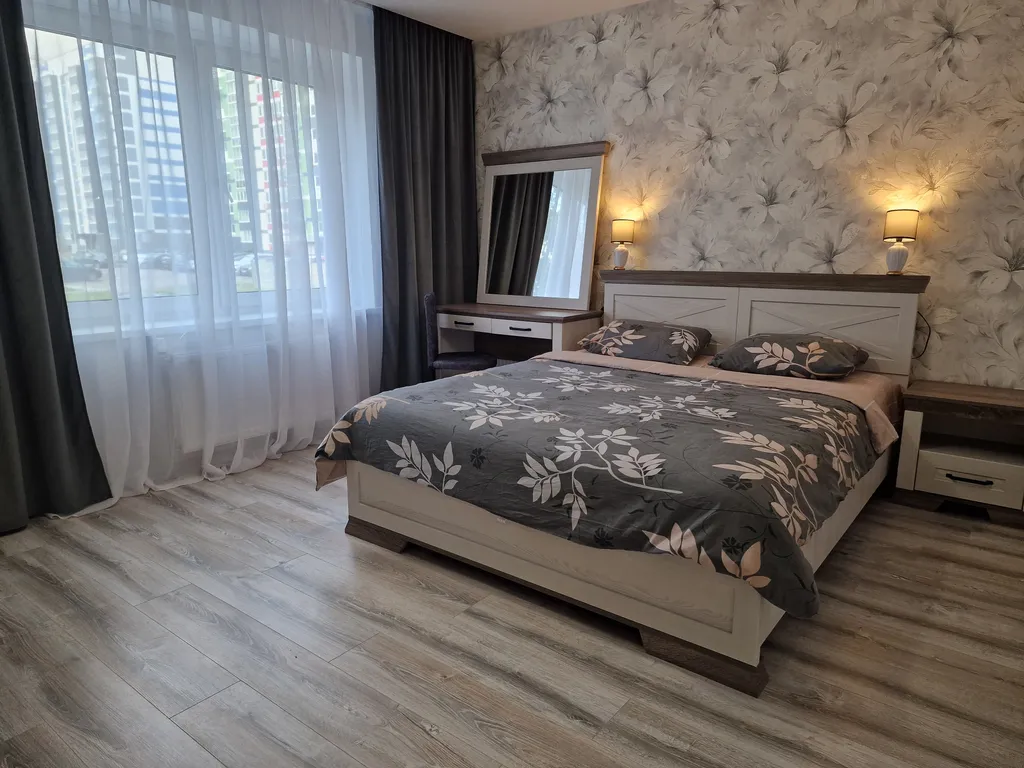 Медцентр. ТЦ Трио, Грин, спа-центра Южный. Новая квартира на 6 гостей