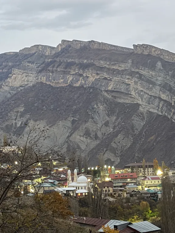 Роскошный эко дом Аквамарин с террасой у водопада и леса