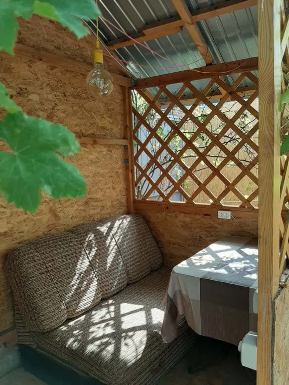 Коттедж Домик с беседкой — Евпатория