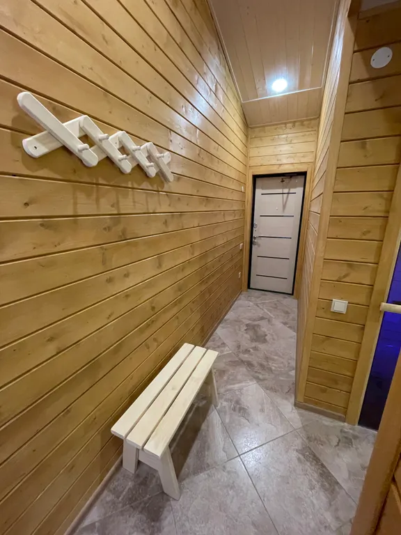 Дом в Лесном на берегу