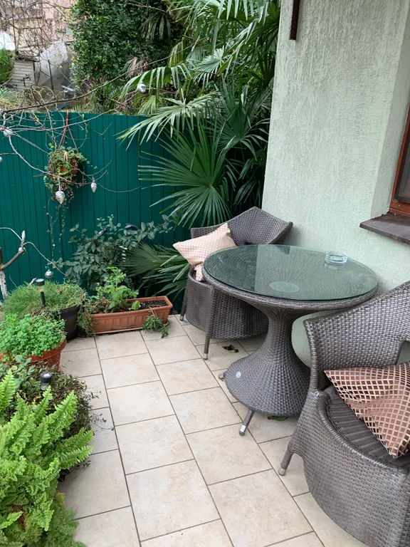 Коттедж Домик с видом в центре — Сочи