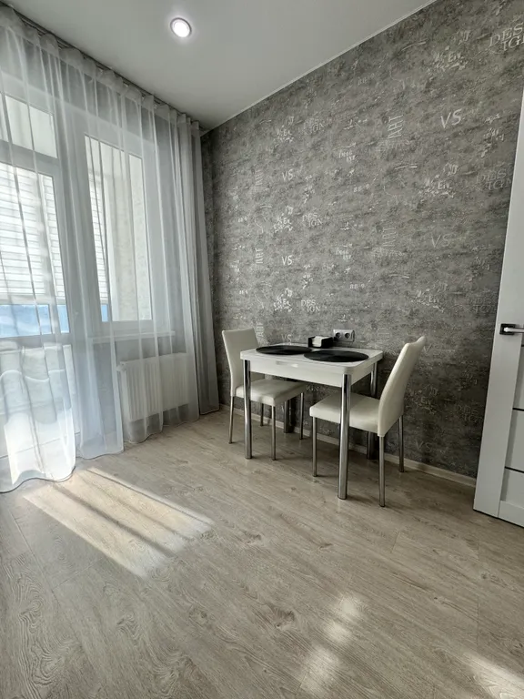 Квартира Уютная квартира рядом с ТЦ Меганом — Мирное