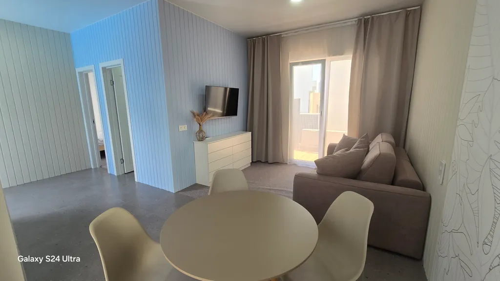 МореВоздуха и горячие бассейны