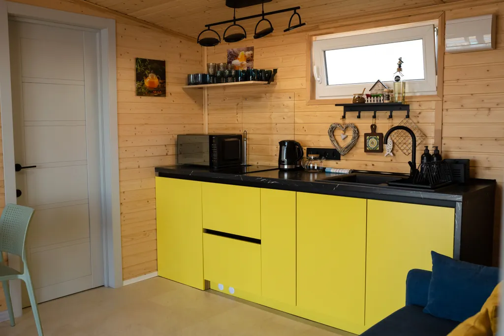 Коттедж Дом на берегу озера с банным чаном — Сокольники