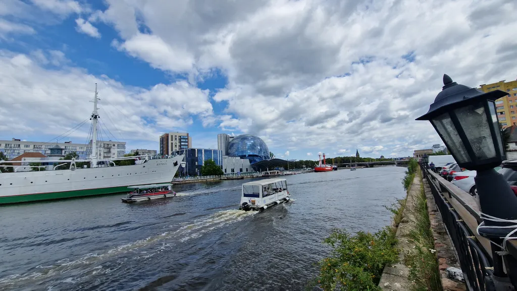 Квартира Уютная и свежая квартира в центре города — Калининград
