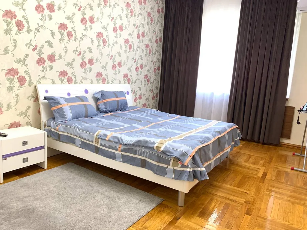 Большая и новая квартира в центре города — аренда посуточно в Ташкент