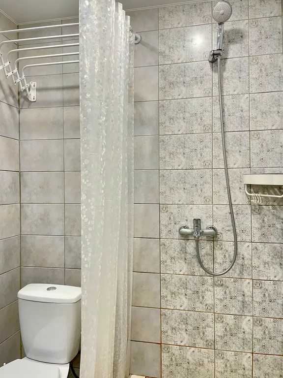 Студия рядом с ТРК Семья