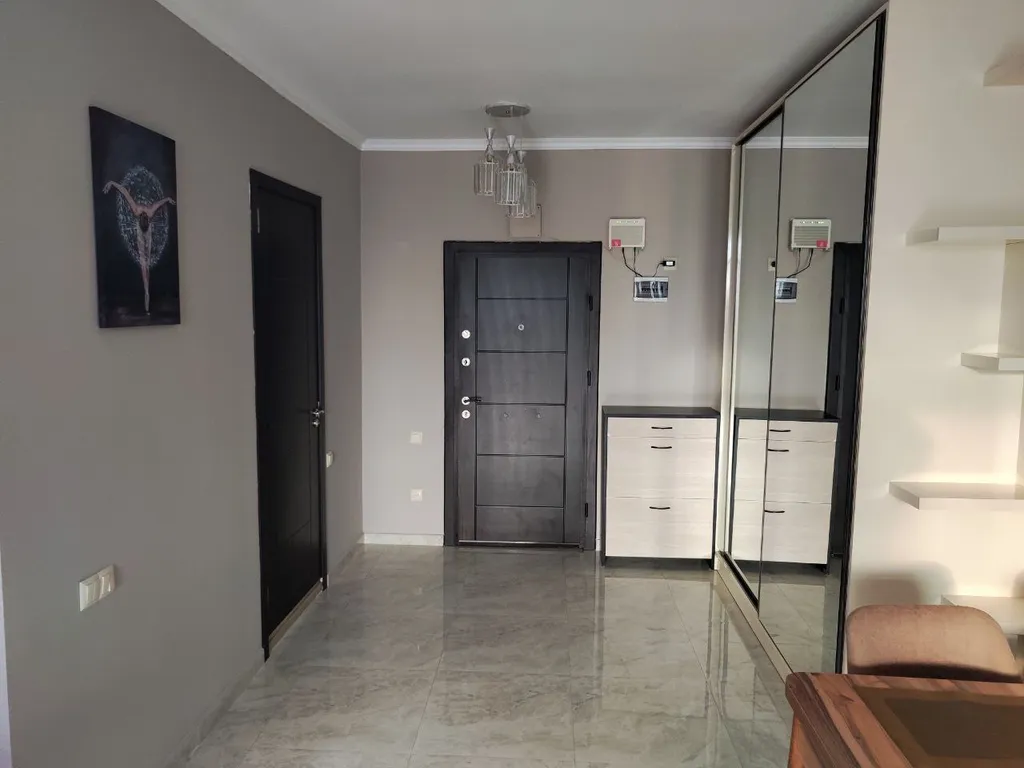 Евро-двухкомнатная квартира у моря для наслаждения видом и комфортом