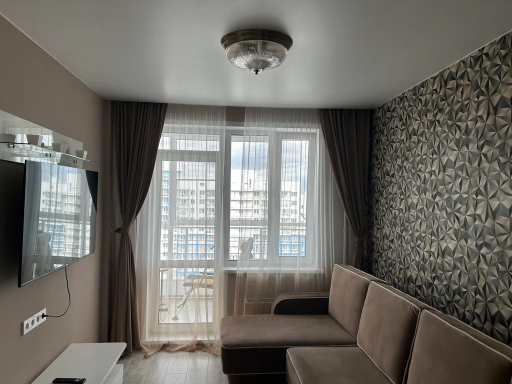 Квартира Квартира Современная евро трешка с видом на Енисей — Красноярск