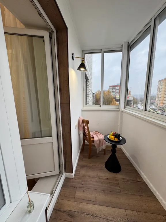 Новая просторная двухкомнатная квартира в новом монолитном доме