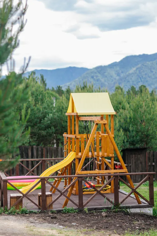 Уютный дом в горах