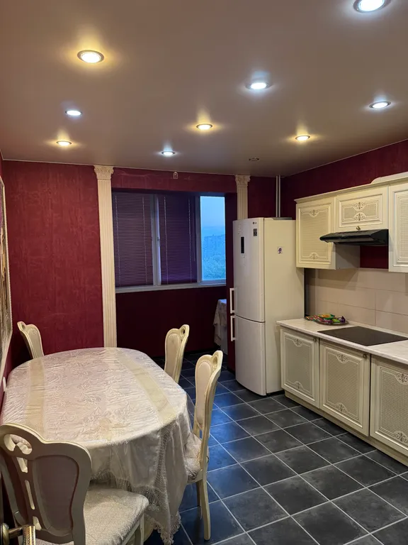 Просторная квартира с дизайнерским ремонтом