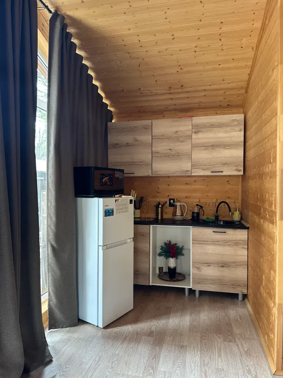 Шале 1 с видом на горы и лес