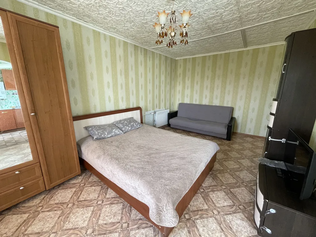 Лаконичная квартира с балконом — аренда посуточно в Дзержинск