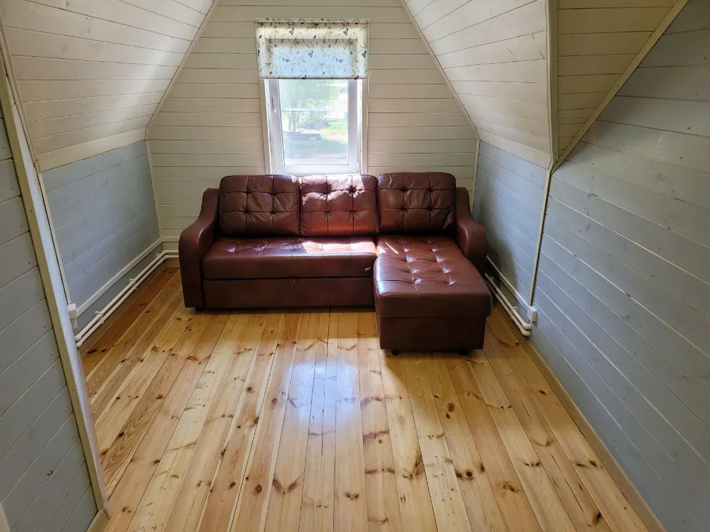 Дом с сауной в 200 метрах от озера, с 5 спальнями, качелями и мангалом