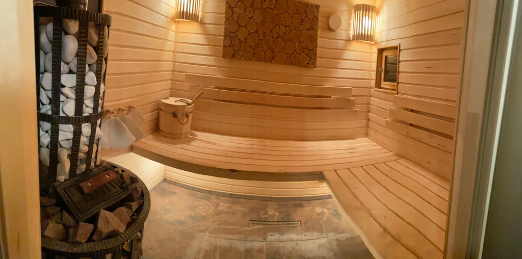 Шикарный и просторный двух этажный коттедж со вторым светом и баней